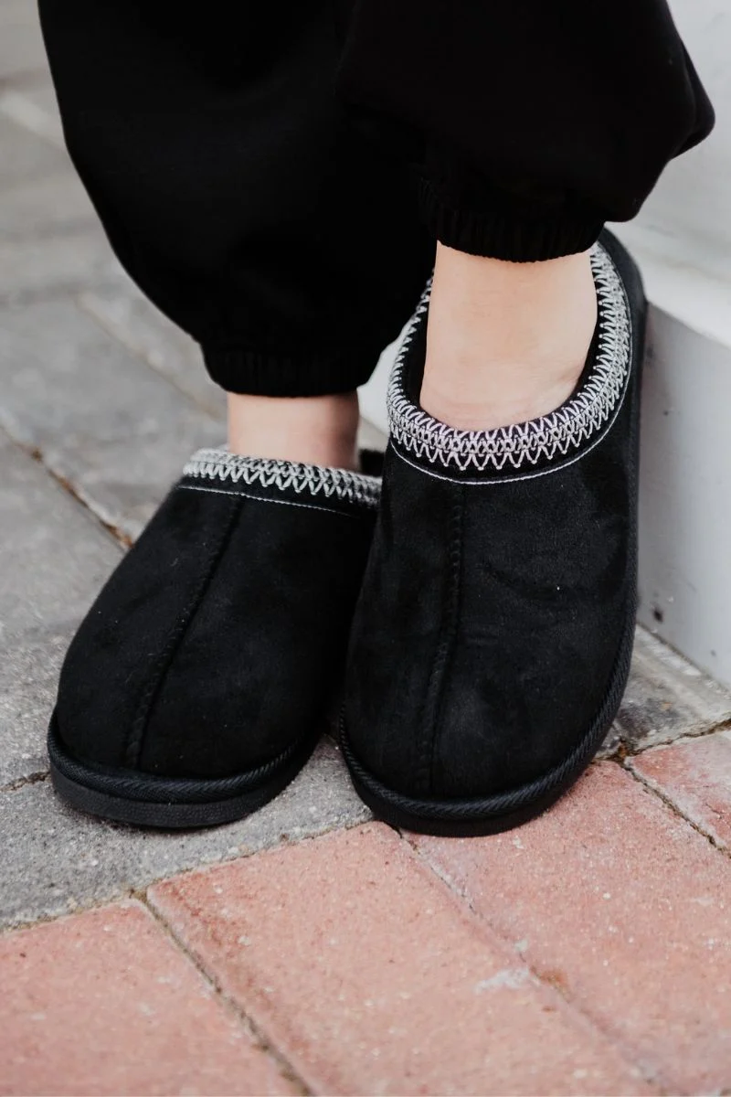 Black Embroidered Women's Slippers - Image 2