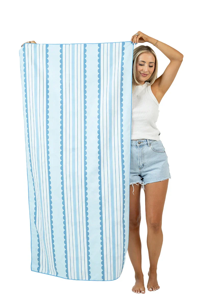 Blue Bow Quick Dry Reversible Pool Towel - Image 8