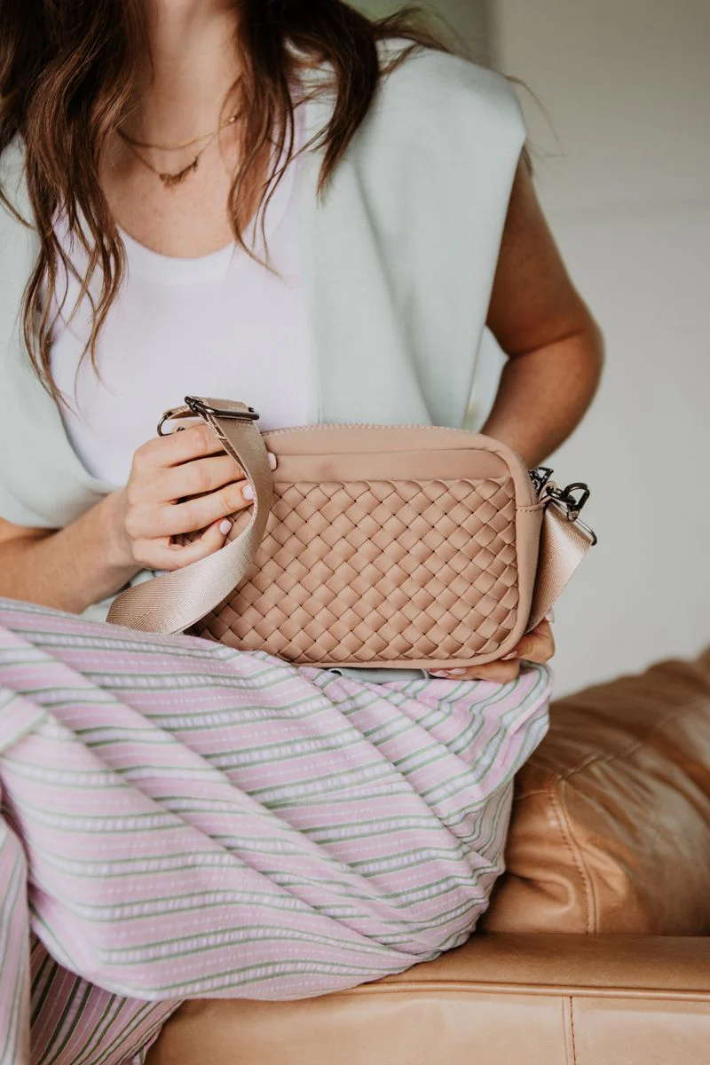 Brown Woven Crossbody Bag - Image 2