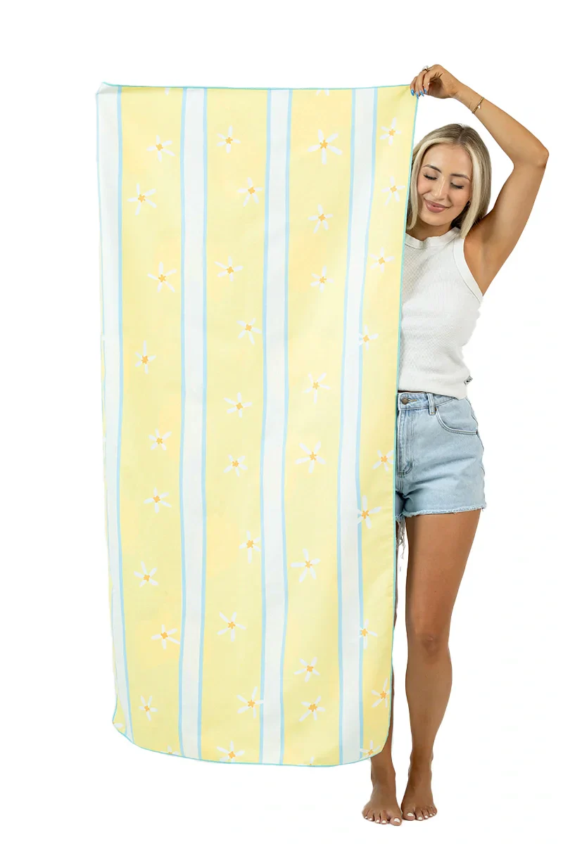 Lemons Quick Dry Reversible Beach Towel - Image 7