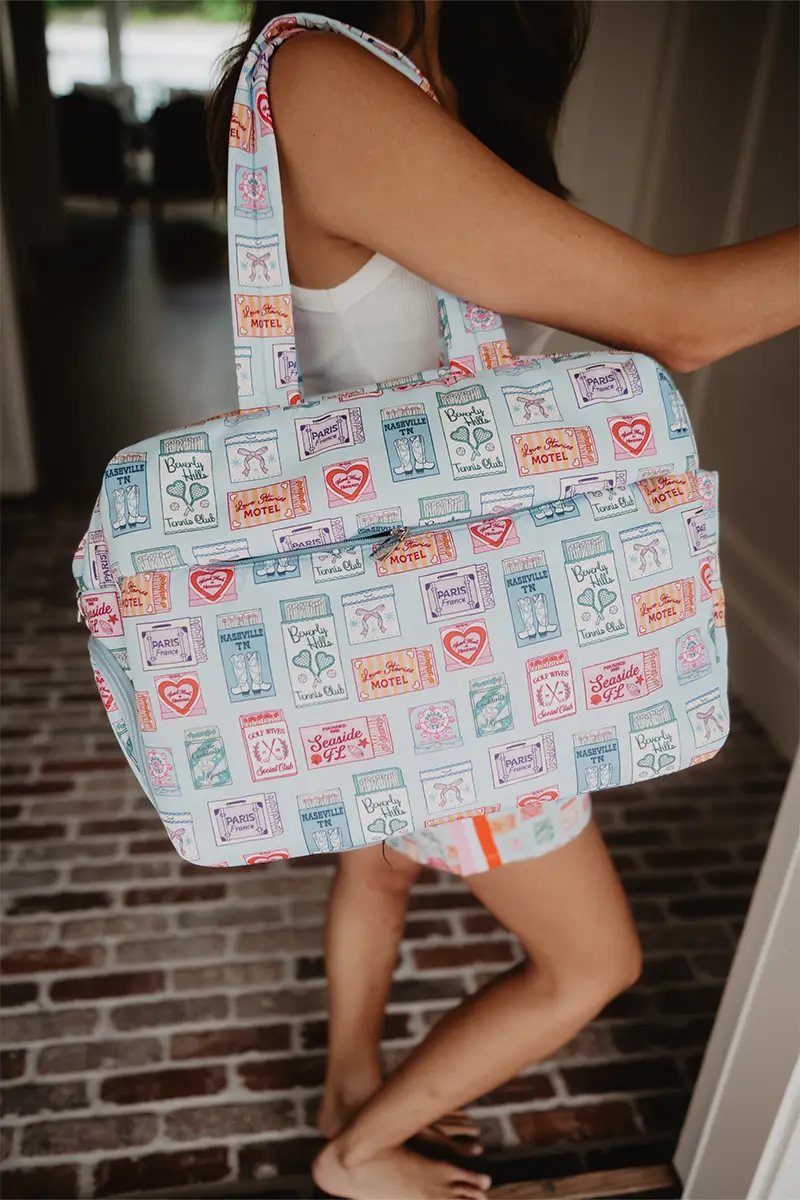 Traveling Matchbook Weekend Bags Women - Image 3